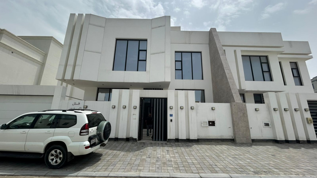 صورة فيلا للبيع في مقابة #9881 0