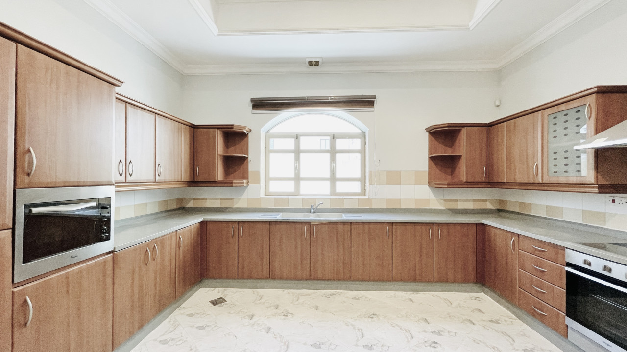 صورة فيلا للإيجار في الجفير #9973 3