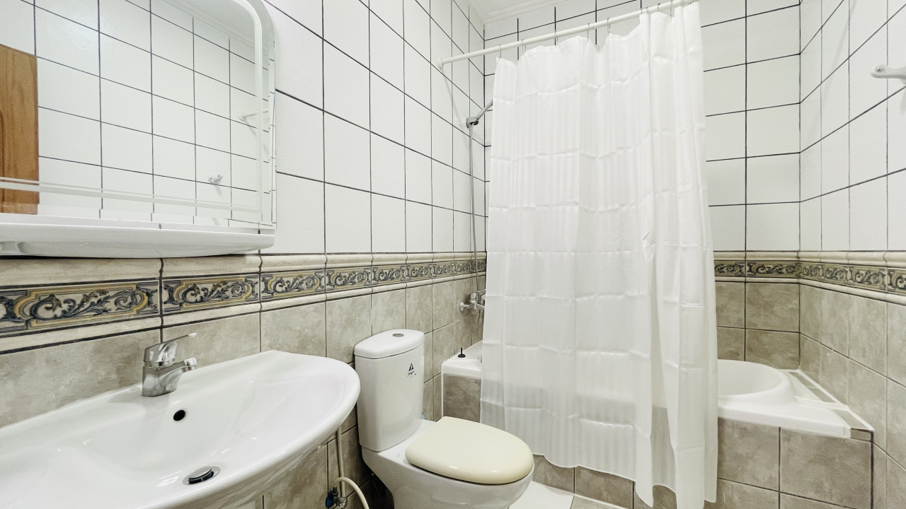 Villa for Rent in Juffair Image #9992 5