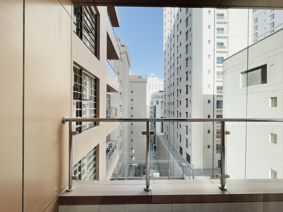 Apartment for Rent in Juffair Image #9999 3