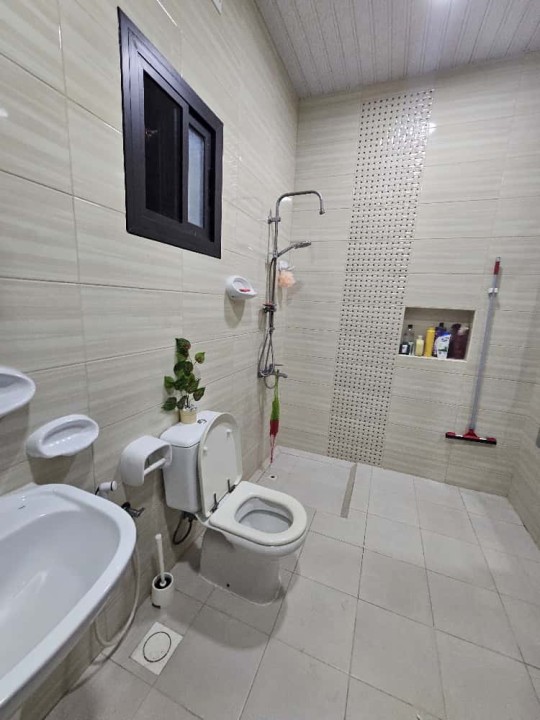 صورة فيلا للبيع في سترة #8465 2