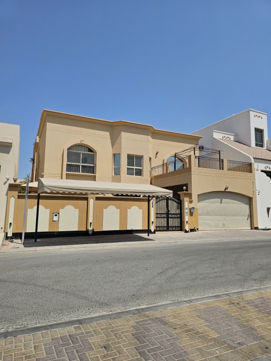 صورة فيلا للبيع في سرايا 1 #8468 0