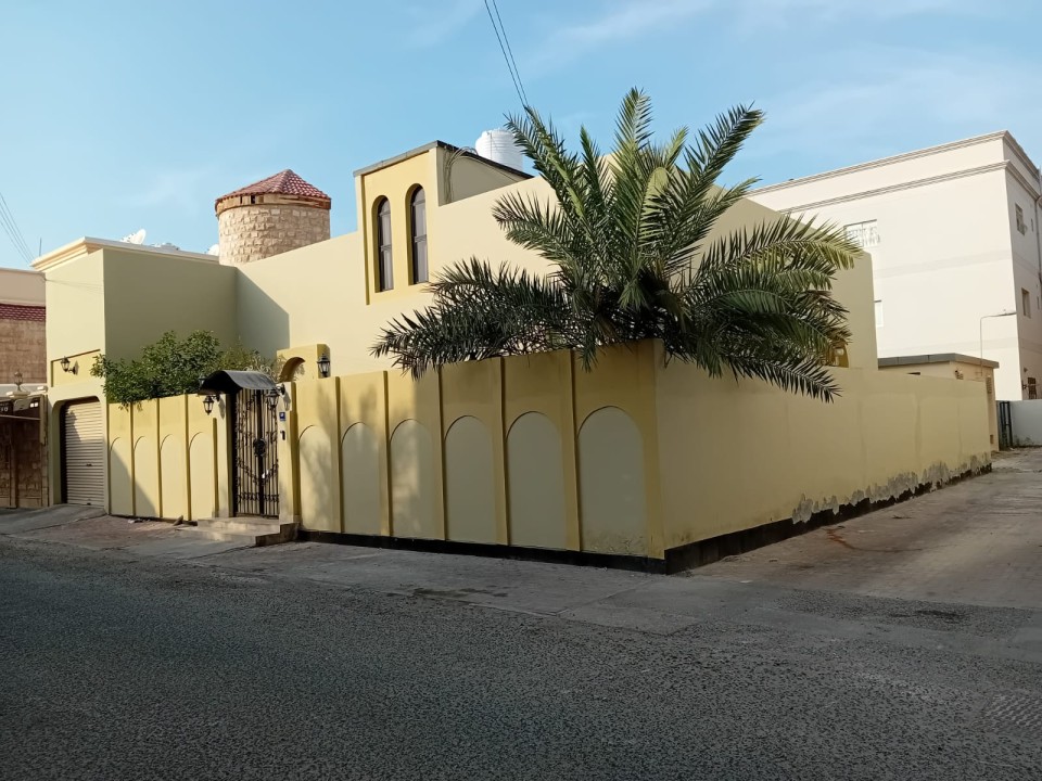 صورة فيلا للبيع في عراد #8535 0