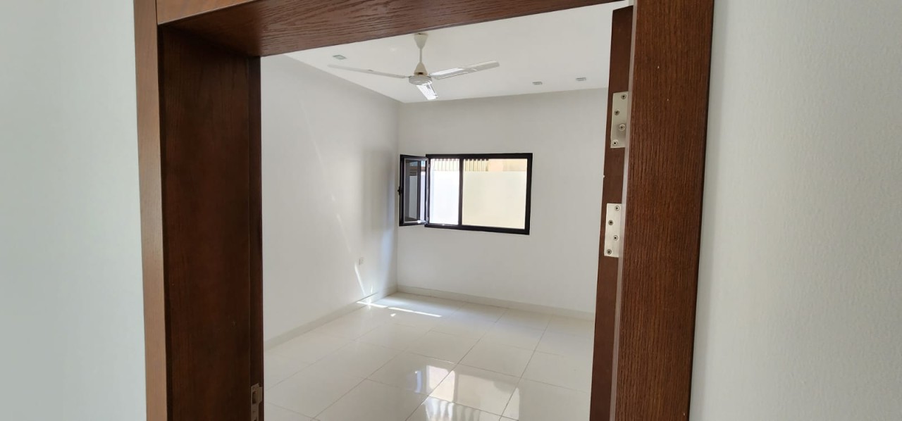 صورة فيلا للبيع في عالي #8576 4