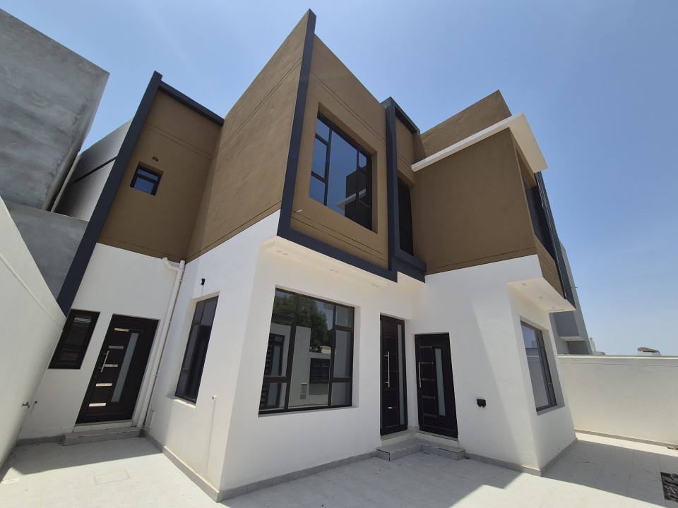 صورة فيلا للبيع في المالكية #8602 1