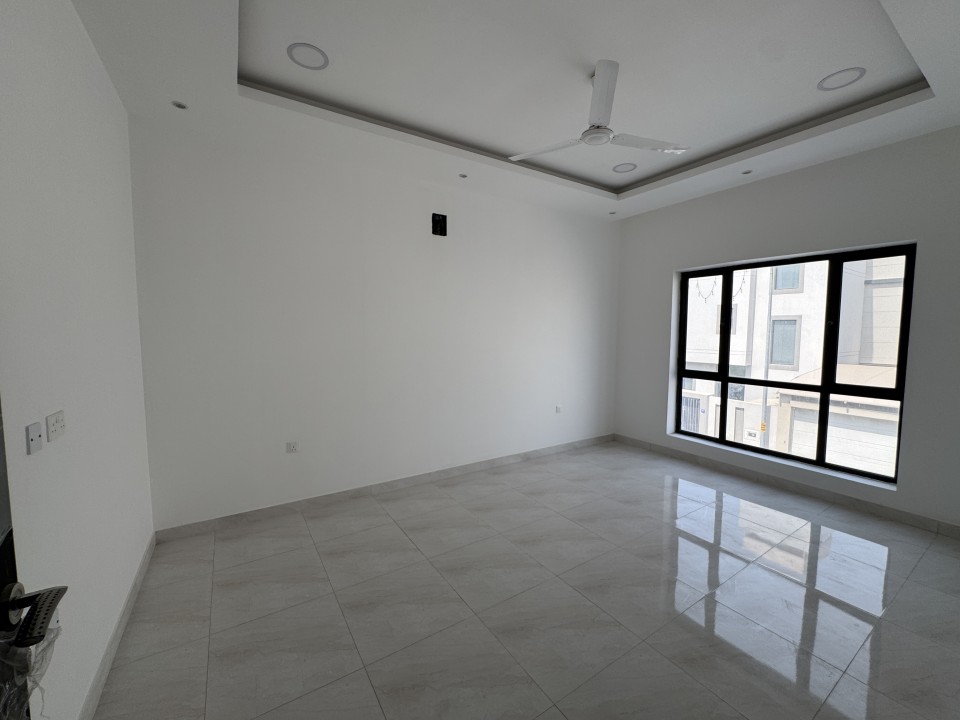 صورة فيلا للبيع في جد الحاج #8604 9