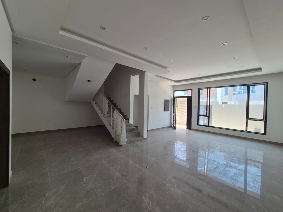 صورة فيلا للبيع في كرزكان #8606 2