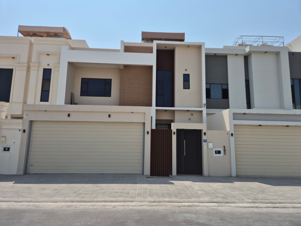 صورة فيلا للبيع في باربار #8608 0 