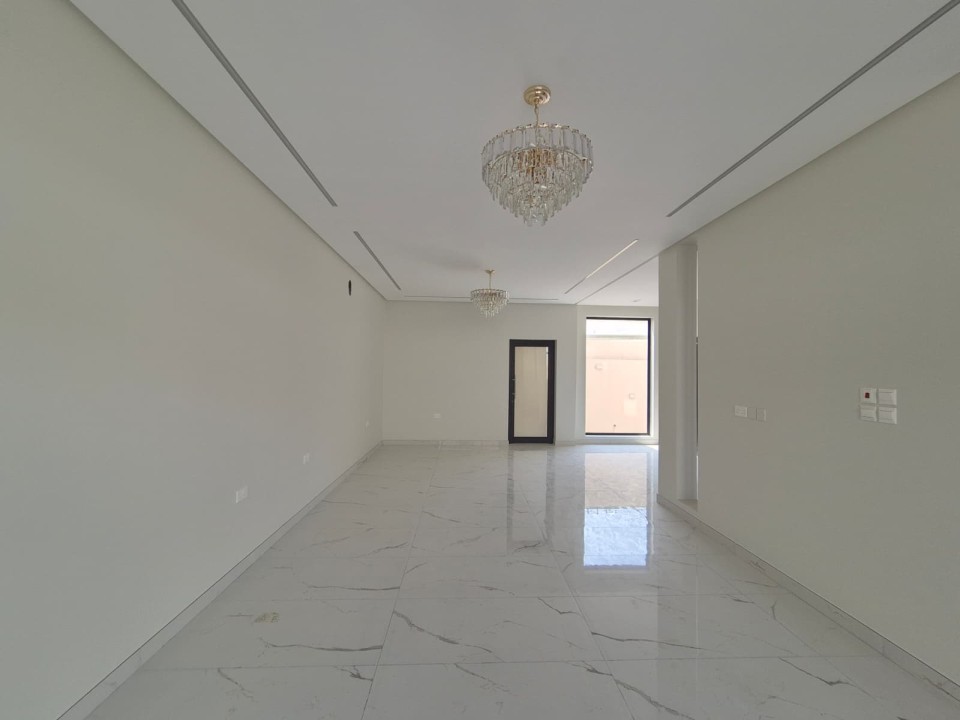 صورة فيلا للبيع في باربار #8608 4