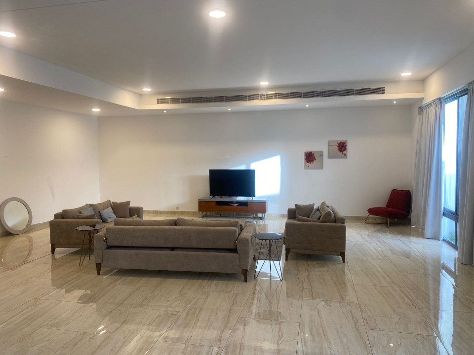Villa for Rent in Sar Image #10514 0 
