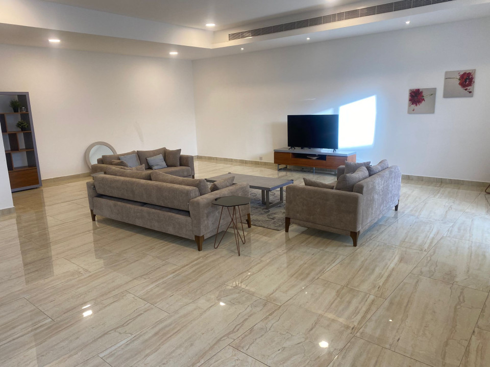 Villa for Rent in Sar Image #10514 1