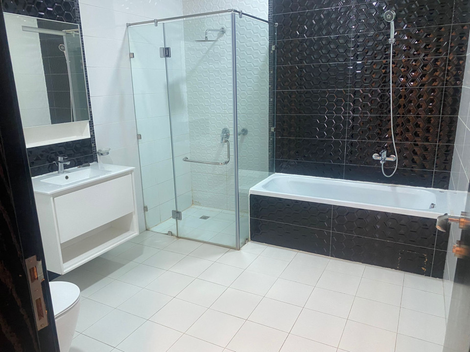 Villa for Rent in Sar Image #10514 5