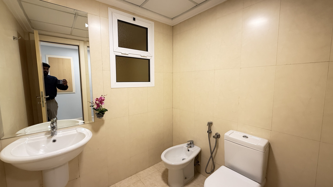 Apartment for Rent in Juffair Image #10522 3