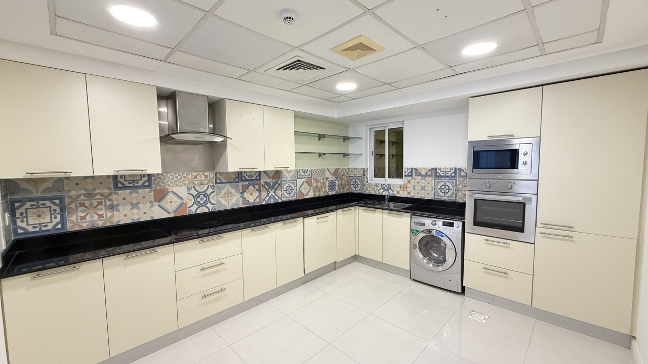 Apartment for Rent in Juffair Image #10522 4