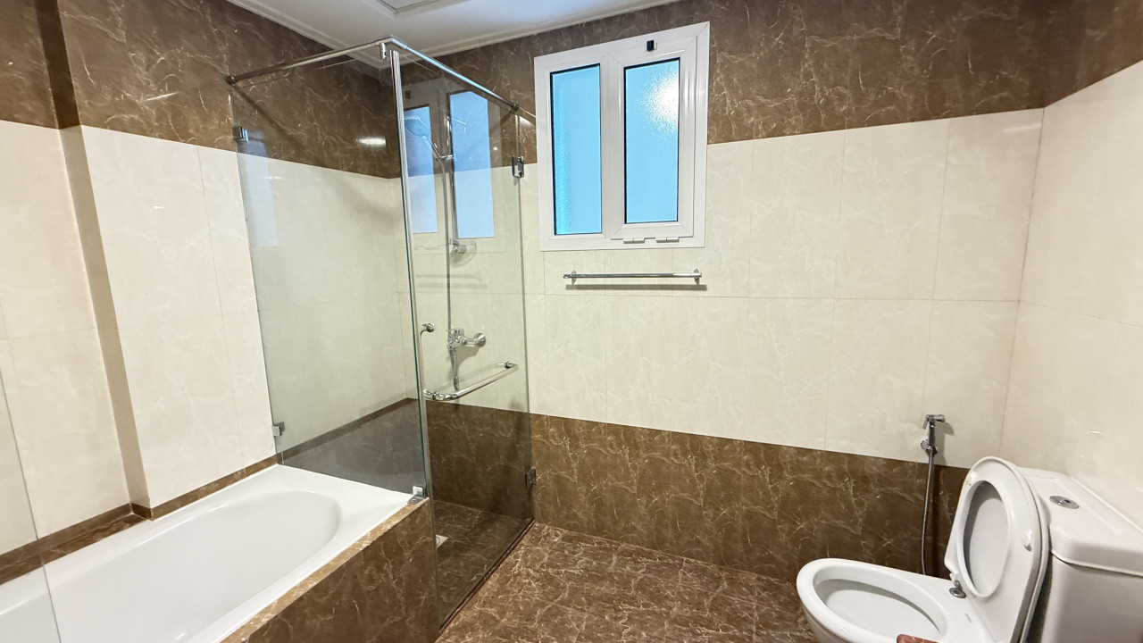 Apartment for Rent in Juffair Image #10522 6