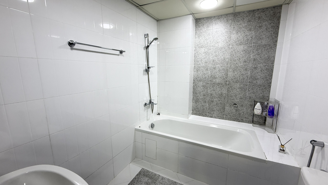 Apartment for Rent in Juffair Image #10525 7