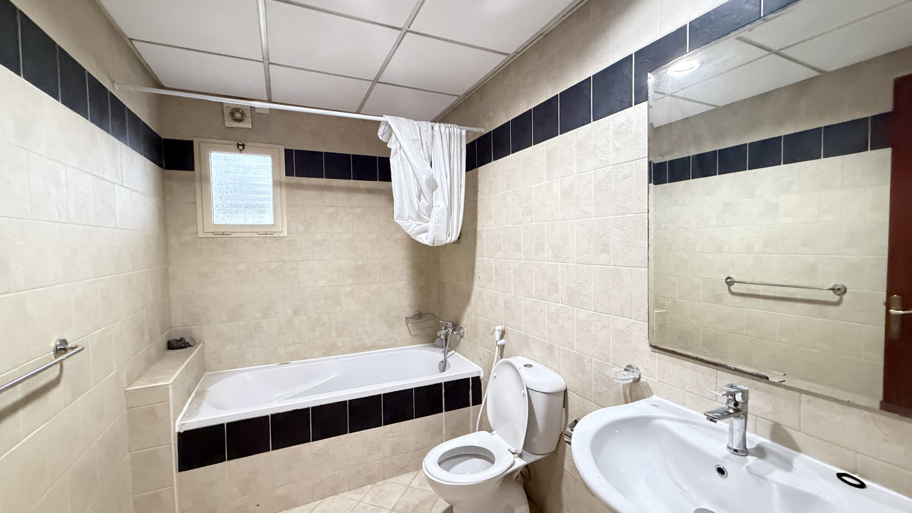Apartment for Rent in Juffair Image #10530 7