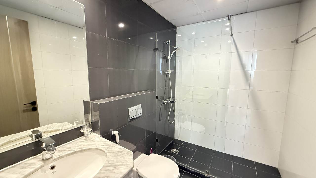 Apartment for Rent in Juffair Image #10543 6