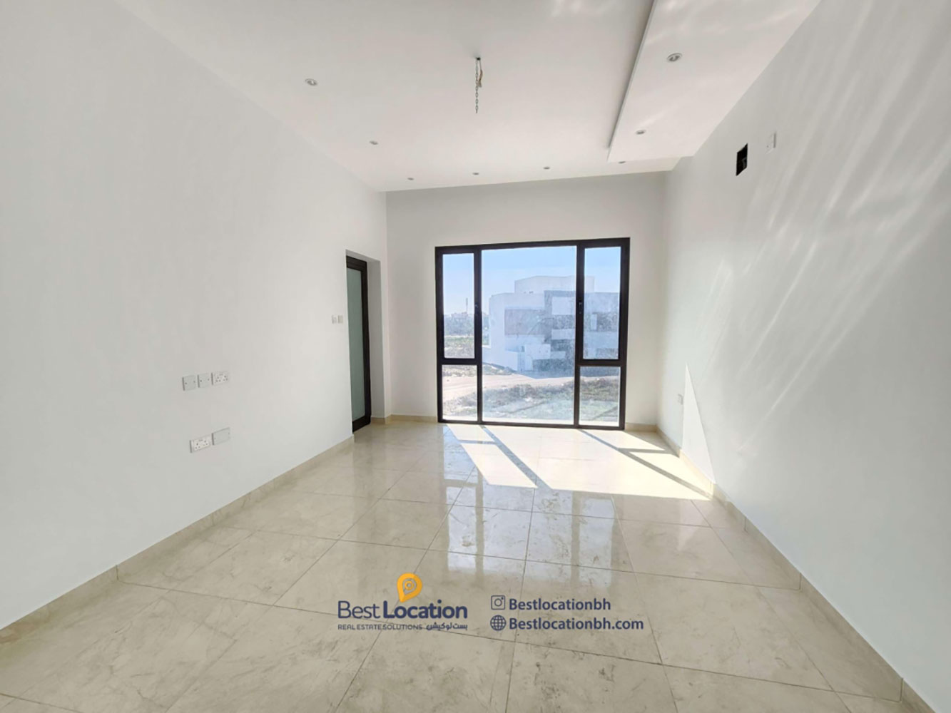 صورة فيلا للبيع في كرزكان #1988 5