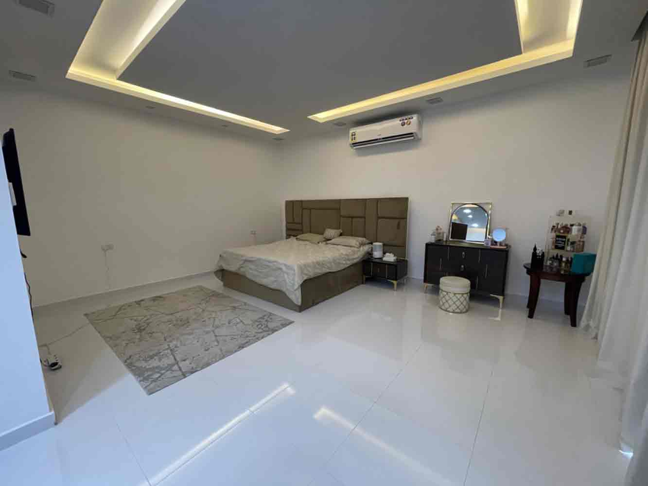 صورة فيلا للبيع في جد الحاج #6364 4