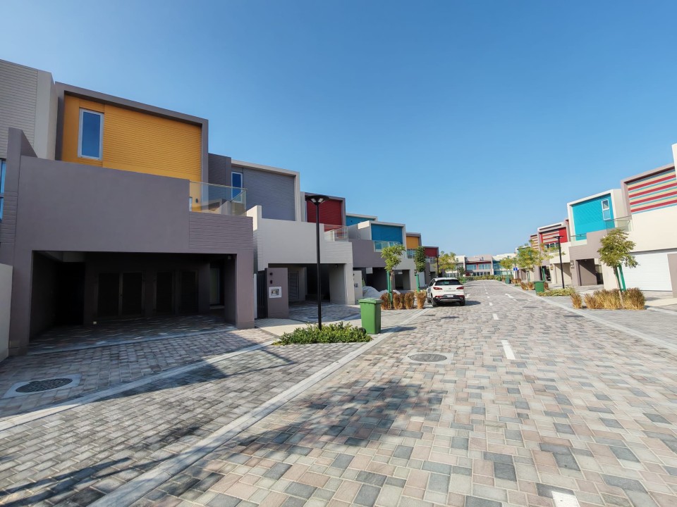 صورة فيلا للبيع في ديار المحرق #8138 1