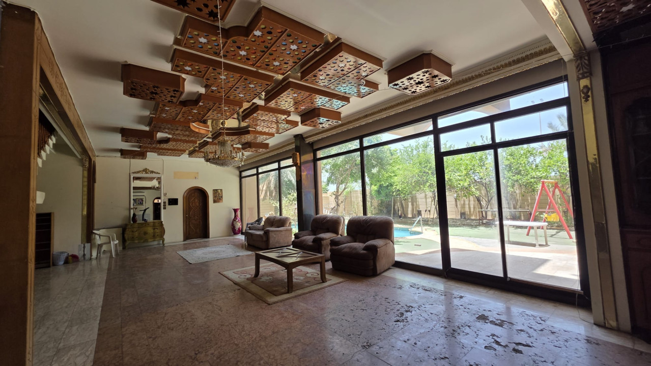 Villa for Sale in Arad Image #10606 4