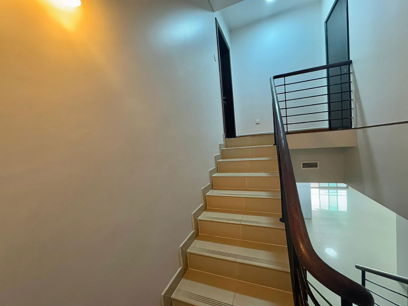 صورة شقة للبيع في جزر امواج #3075 3