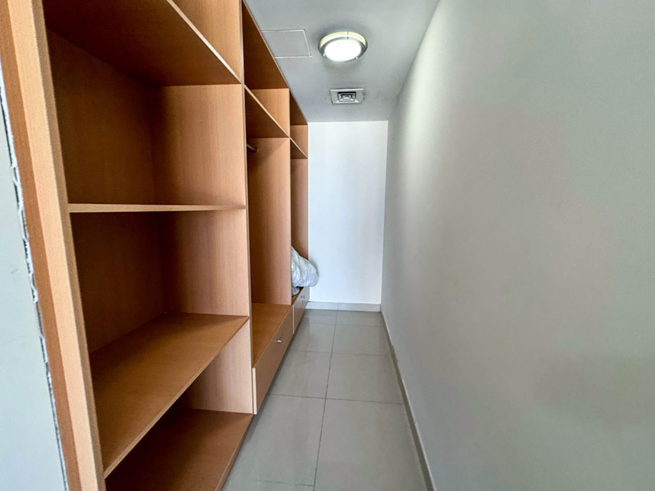 صورة شقة للبيع في جزر امواج #3445 1