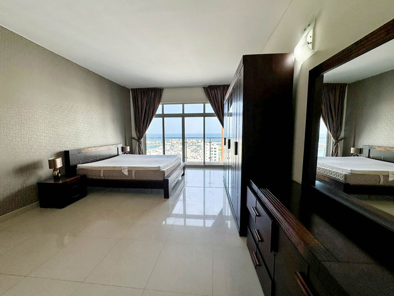 صورة شقة للبيع في جزر امواج #3445 4