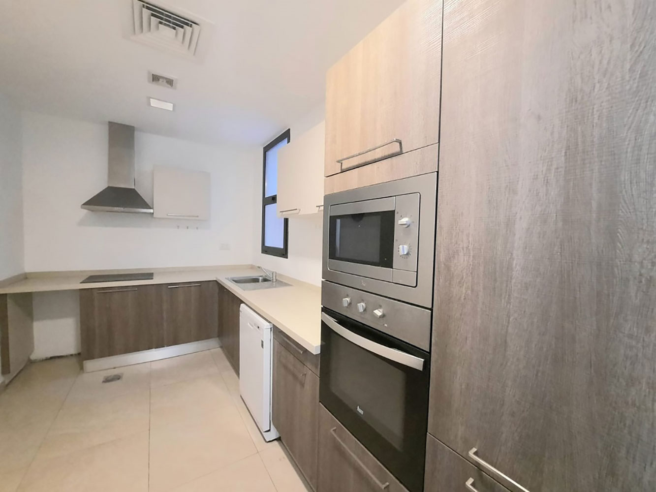Apartment for Sale in Amwaj Island Image #3547 4