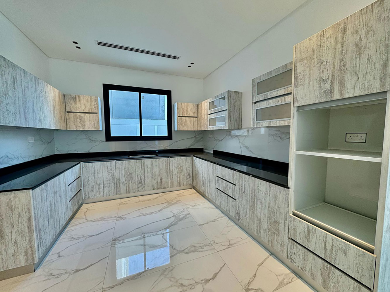 Villa for Sale in Diyar Al Muharraq Image #3788 4