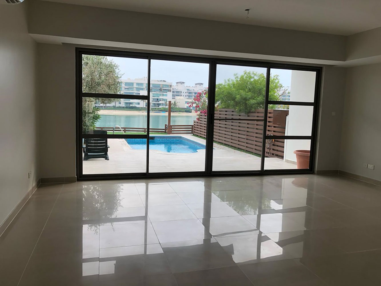 صورة فيلا للإيجار في جزر امواج #5260 7