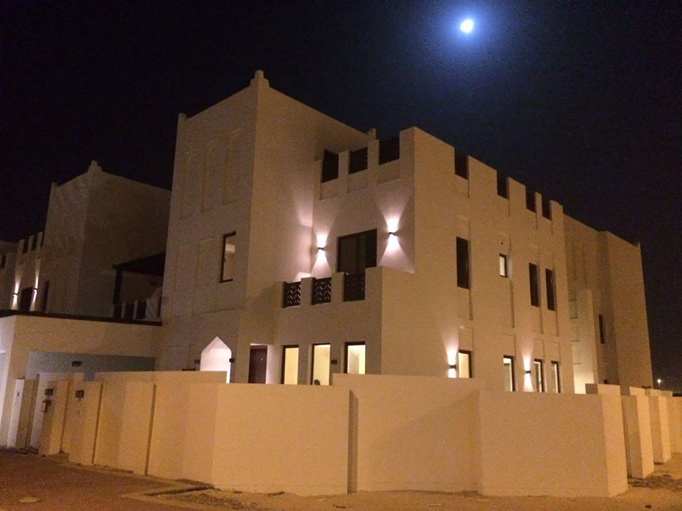 صورة فيلا للبيع في ديار المحرق #5279 1