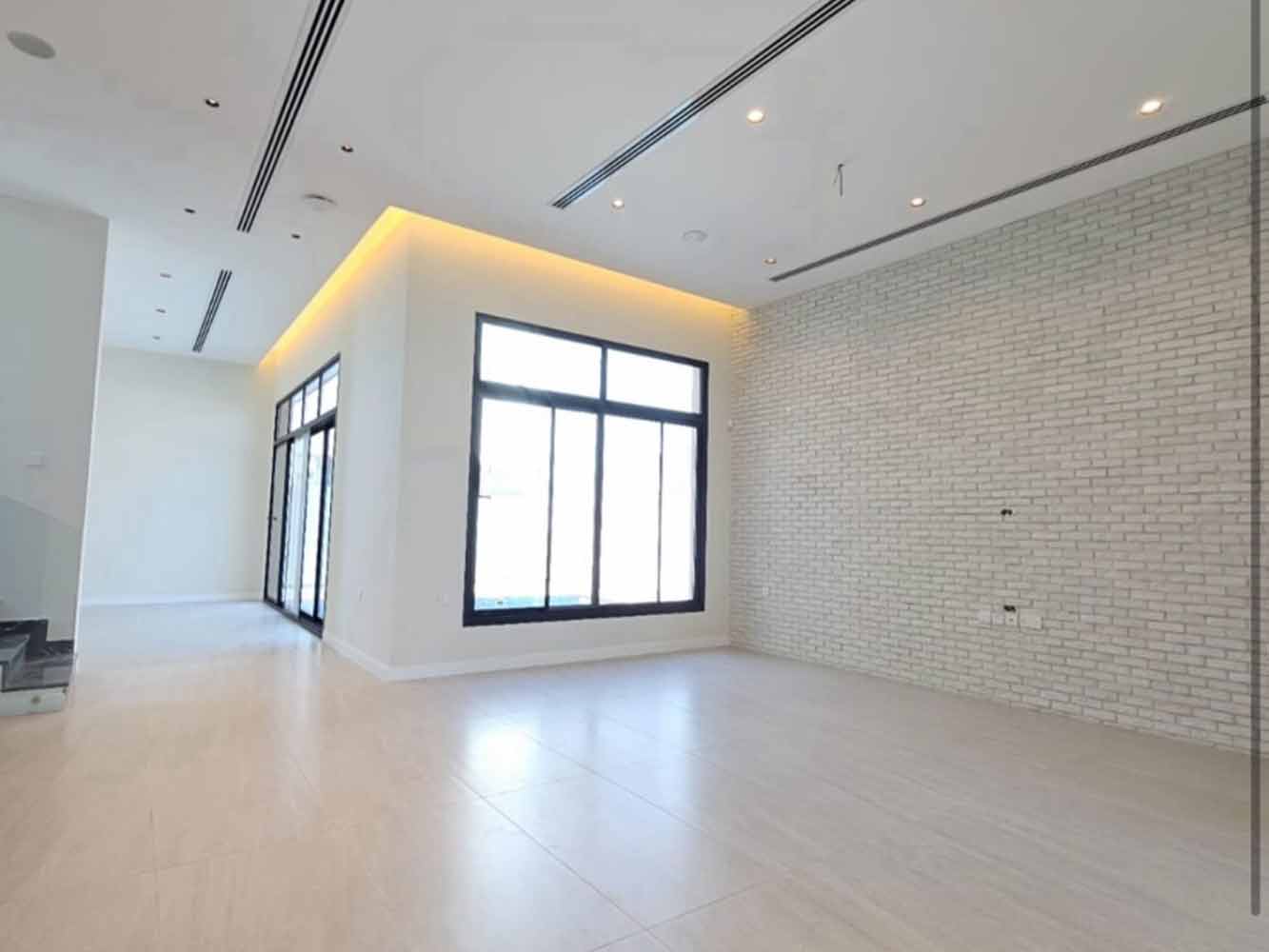 صورة فيلا للبيع في سار #5429 5