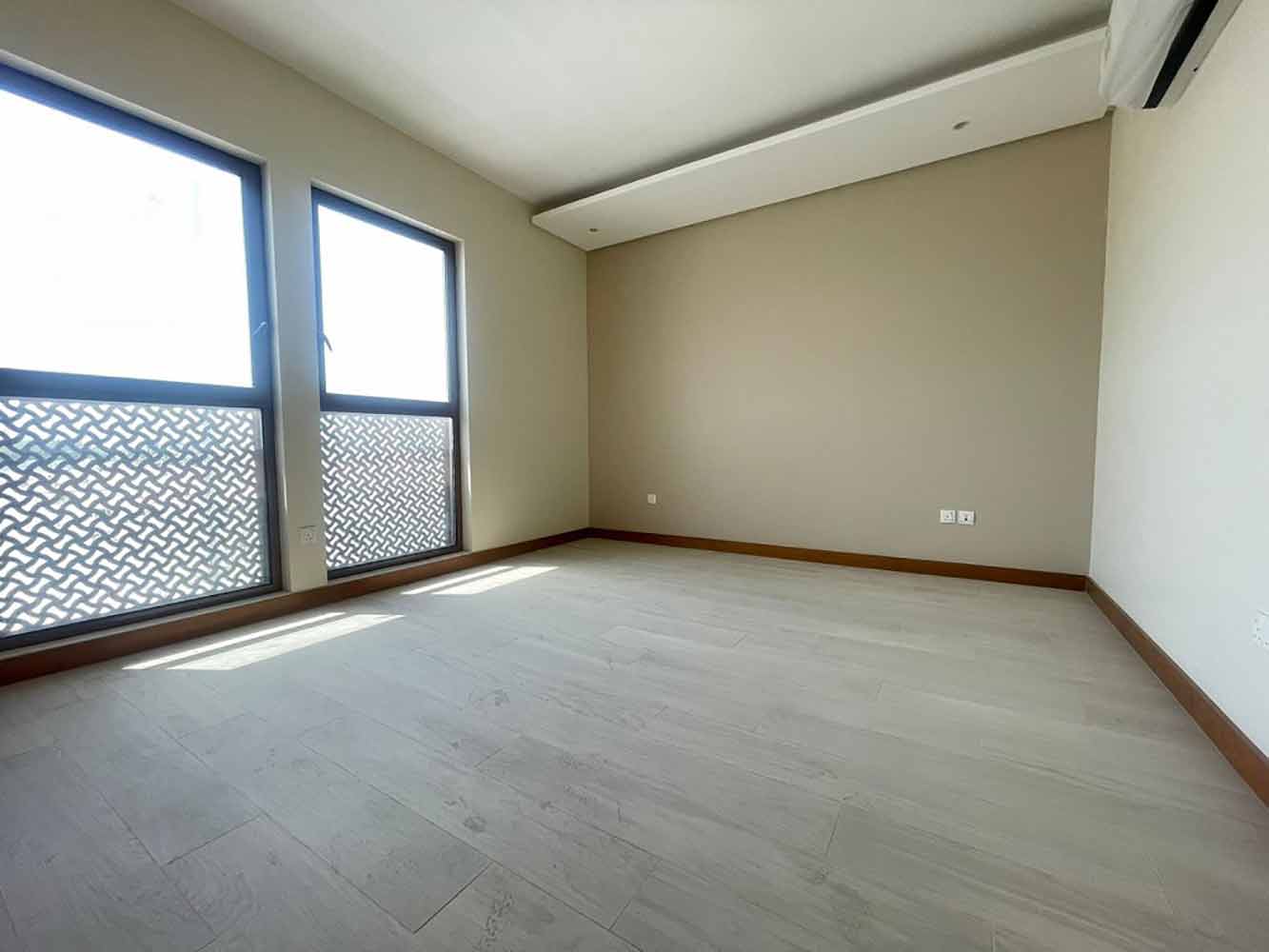 صورة فيلا للبيع في ديار المحرق #5762 1