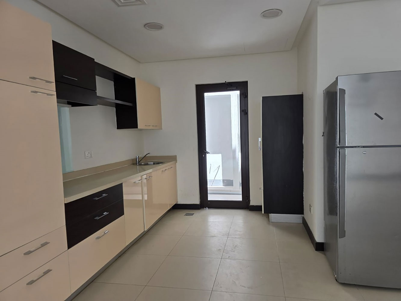 صورة فيلا للإيجار في ديار المحرق #5922 5