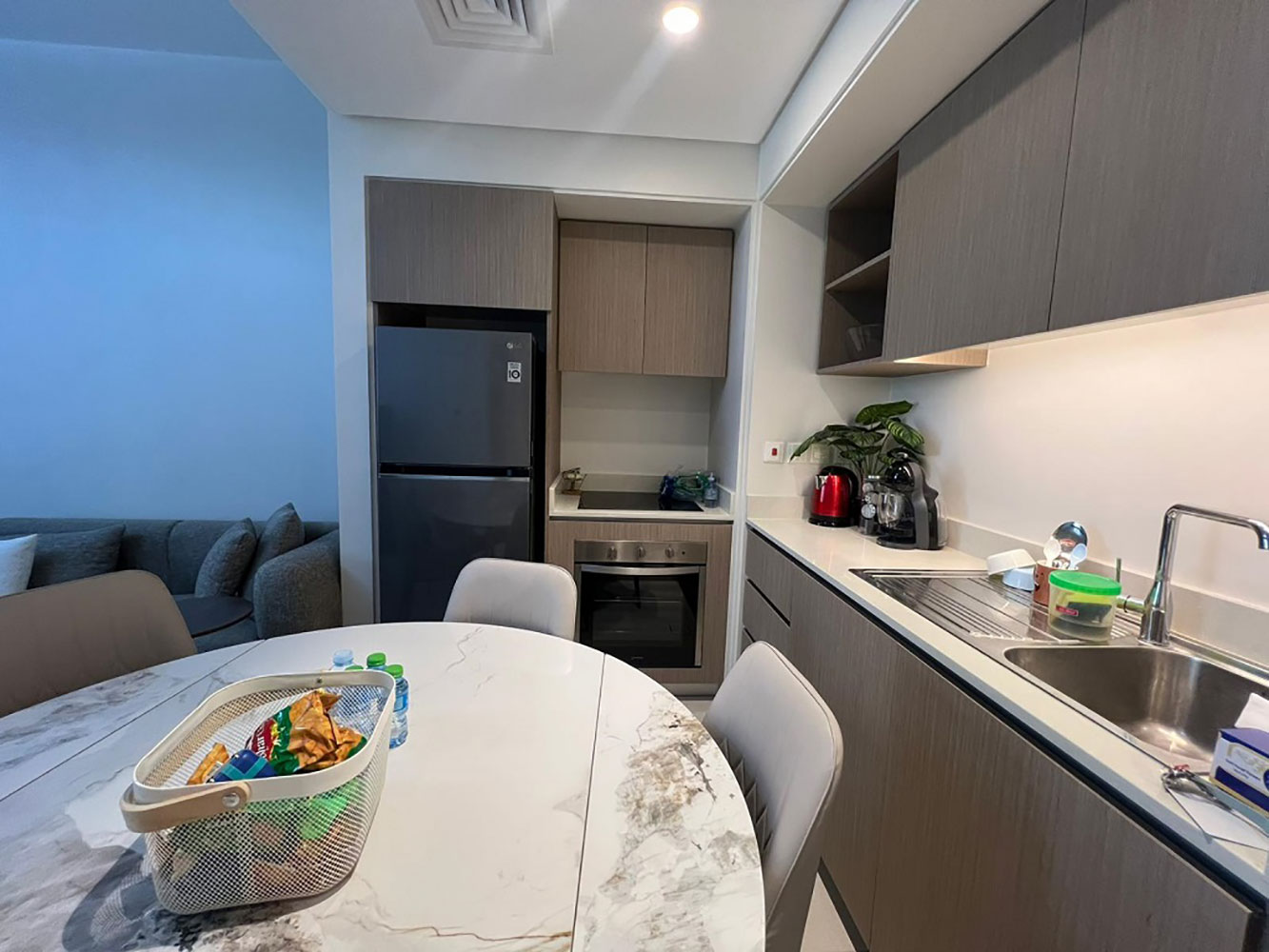 صورة شقة للإيجار في مراسي البحرين #5938 3