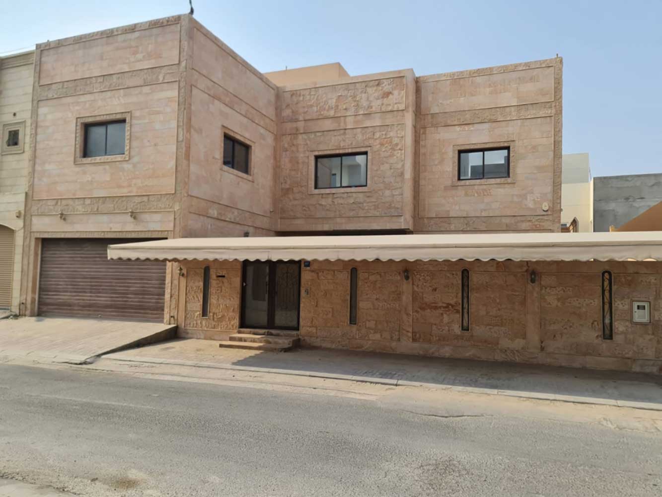 صورة فيلا للبيع في كرزكان #6029 0