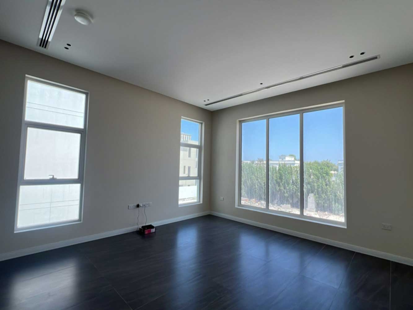 صورة فيلا للبيع في الجنبية #6062 4