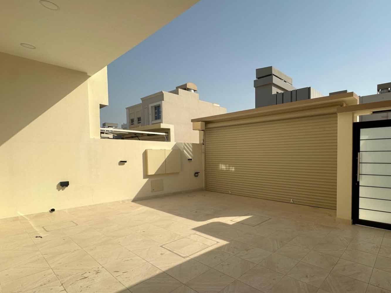 Villa for Sale in Durrat Al Muharraq Image #6427 3