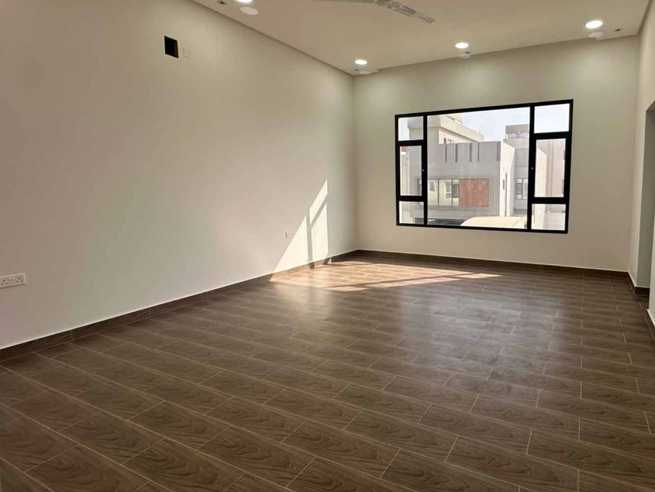 Villa for Sale in Durrat Al Muharraq Image #6427 7