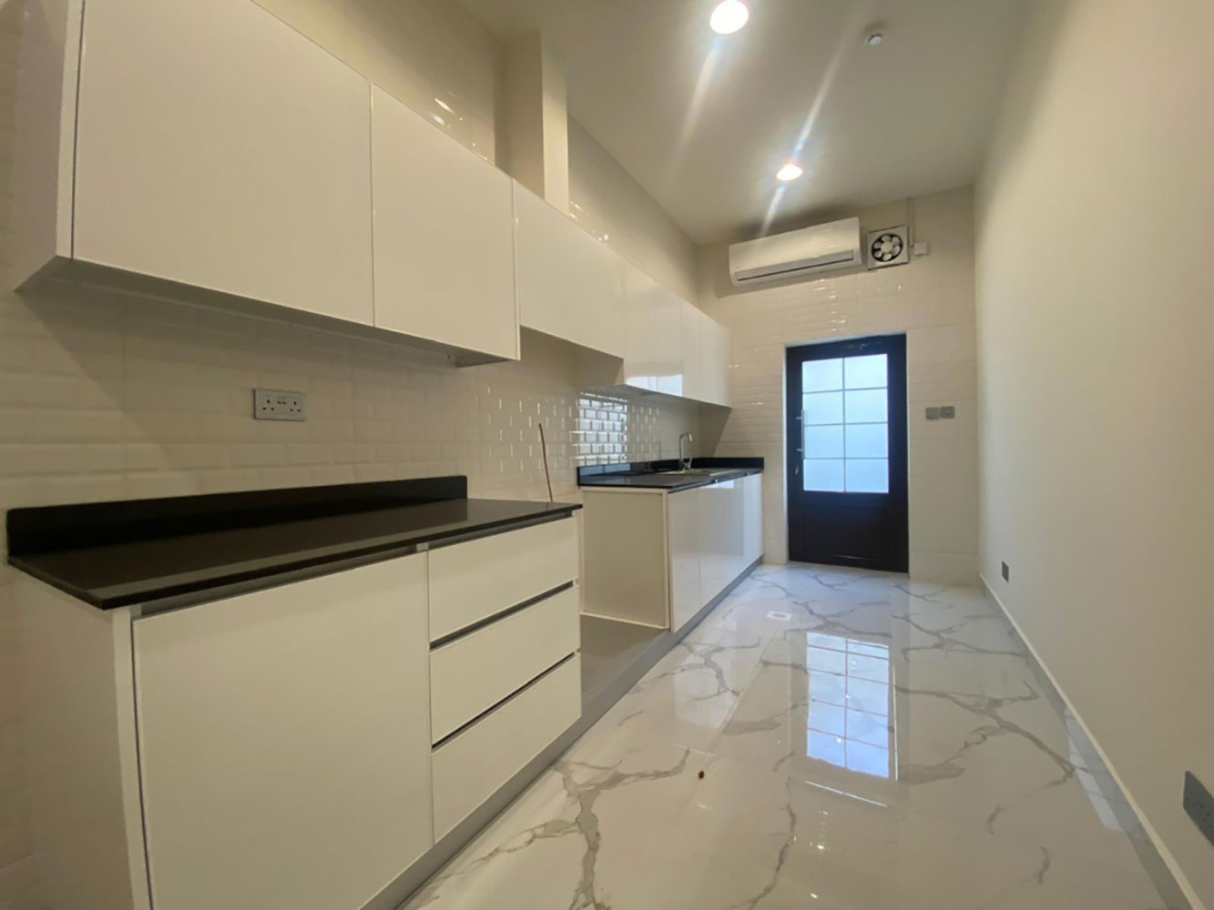 Villa for Sale in Bu Kowarah Image #6752 4