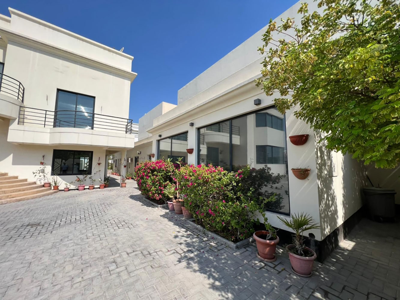 صورة فيلا للبيع في سند #6833 4