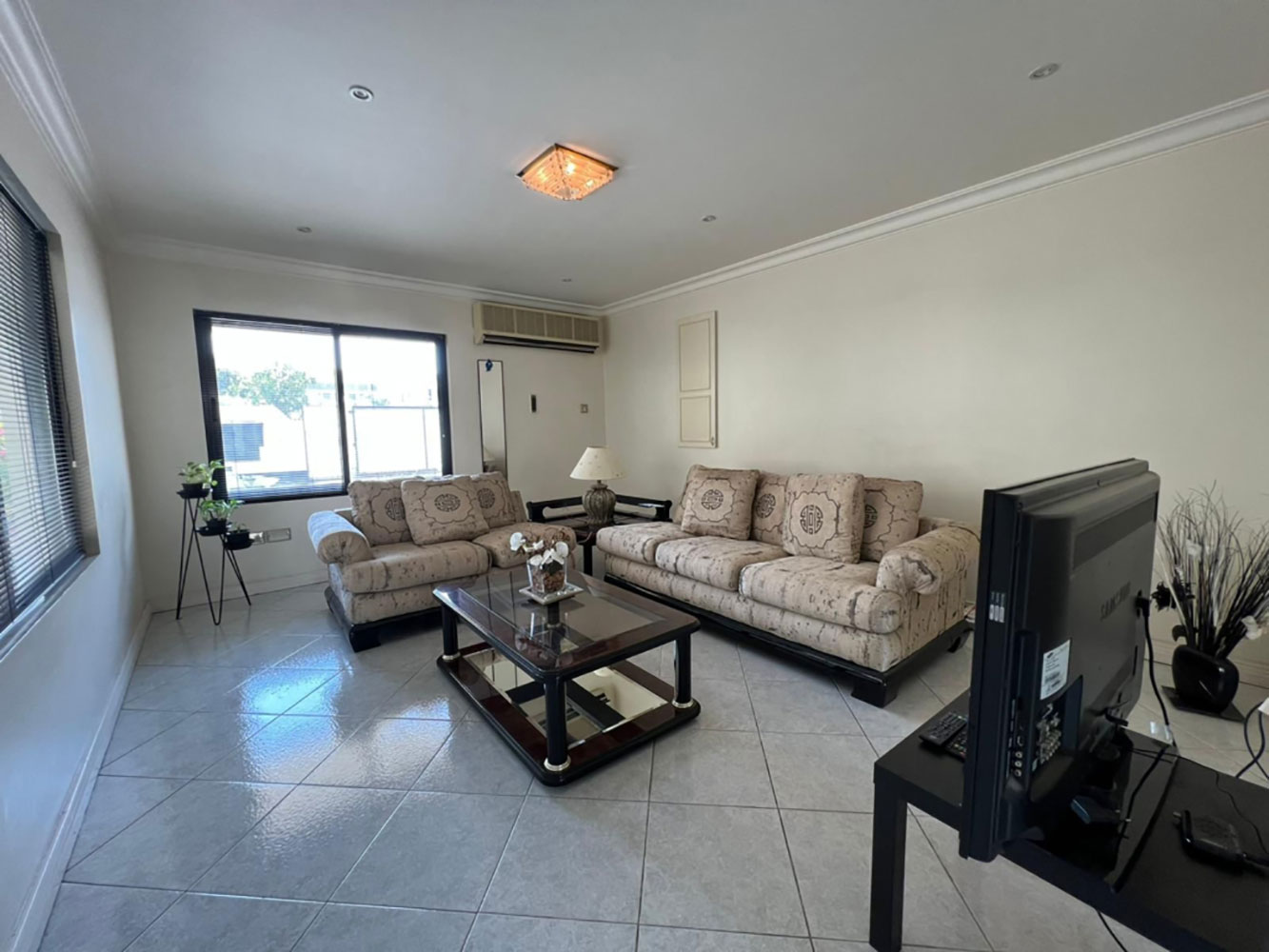 صورة فيلا للبيع في سند #6833 2