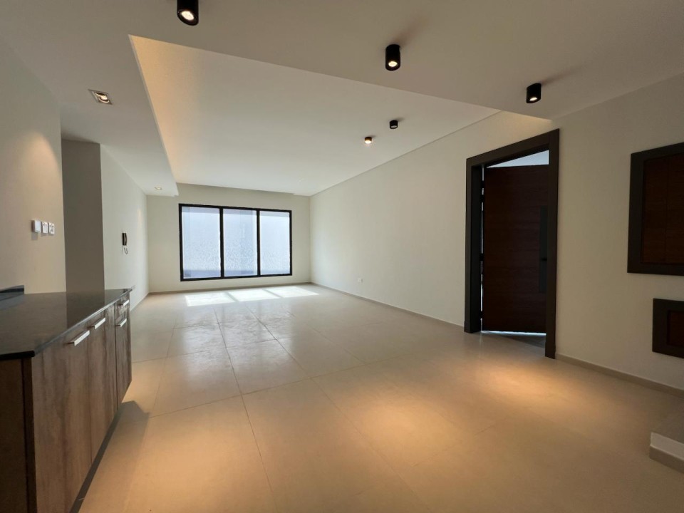 صورة فيلا للبيع في ديار المحرق #6980 6