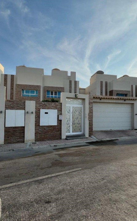 صورة فيلا للبيع في الدراز #7067 0