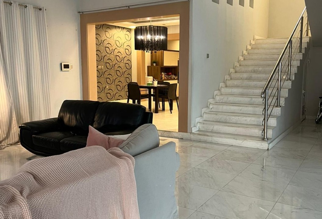 Villa for Sale in Sar Image #7214 0 