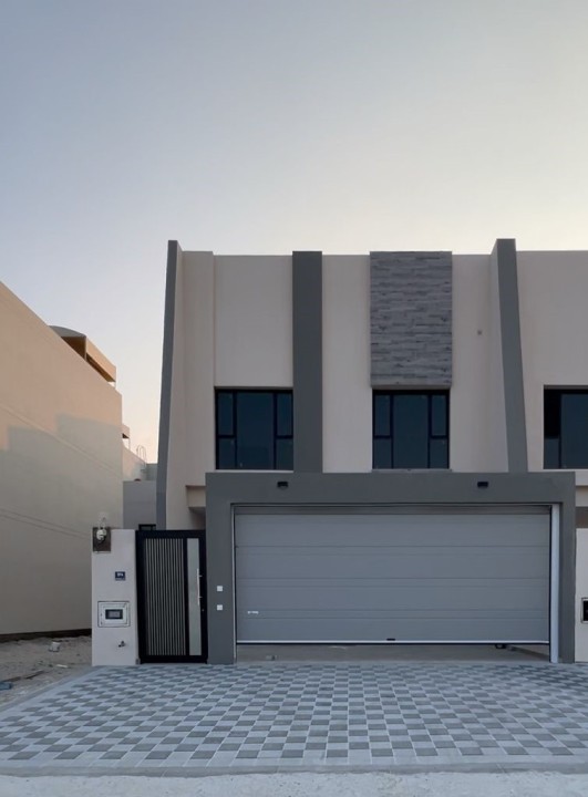 Villa for Sale in Durrat Al Muharraq Image #7522 0