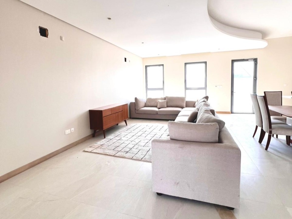 صورة فيلا للبيع في ديار المحرق #7606 3