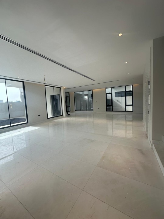 Villa for Sale in Maqaba Image #7862 3